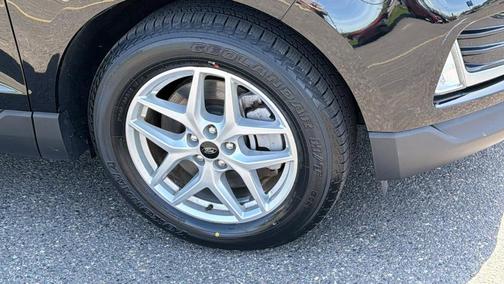Agate Black Metallic 2024 Ford Edge SEL