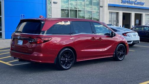 2023 Honda Odyssey Sport
