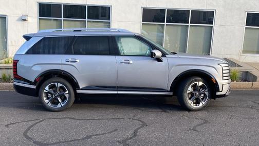 Silver Metallic 2026 Hyundai PALISADE Limited