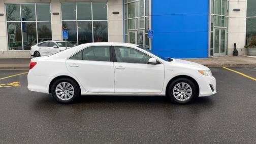 2014 Toyota Camry Hybrid LE