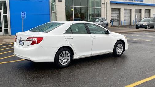 2014 Toyota Camry Hybrid LE