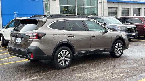 Brilliant Bronze Metallic 2021 Subaru Outback Premium