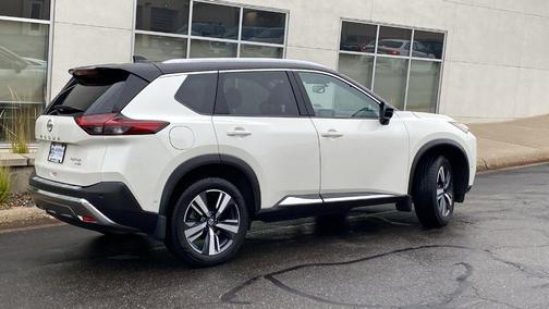 2021 Nissan Rogue Platinum