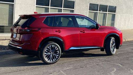 2024 Nissan Rogue Platinum