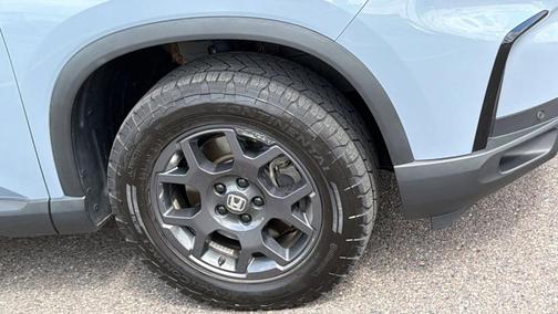 Sonic Gray Pearl 2023 Honda Pilot TrailSport