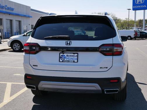 2025 Honda Pilot Elite