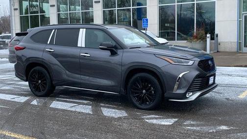 2023 Toyota Highlander 