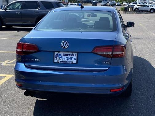 2017 Volkswagen Jetta 1.8T SEL Premium
