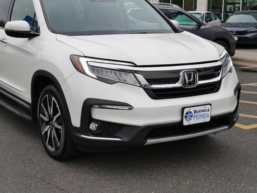 2019 Honda Pilot Touring 8-Passenger