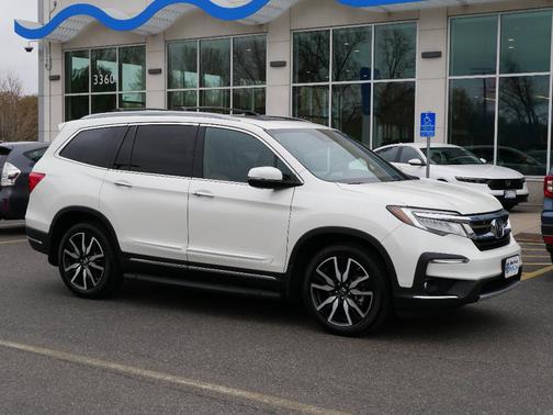 2019 Honda Pilot Touring 8-Passenger