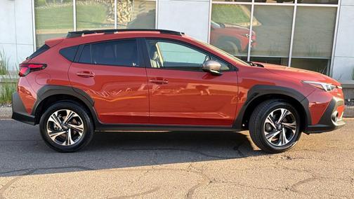 Sun Blaze Pearl 2024 Subaru Crosstrek Premium