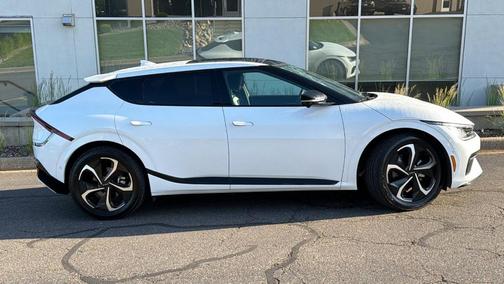 Snow White Pearl 2023 Kia EV6 GT-Line