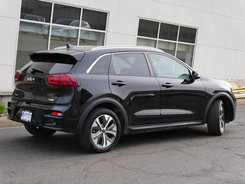 2022 Kia Niro EV EX