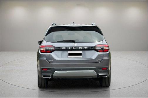Modern Steel Metallic 2026 Honda Pilot Elite