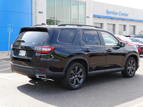 2025 Honda Pilot Sport
