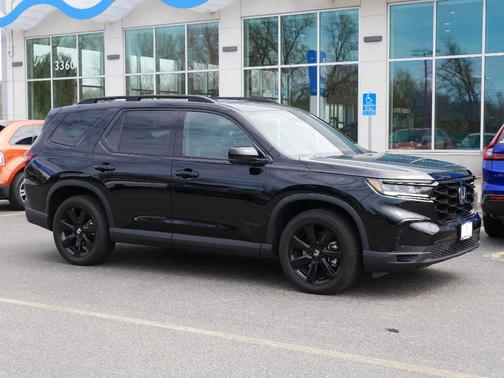 2025 Honda Pilot Black Edition