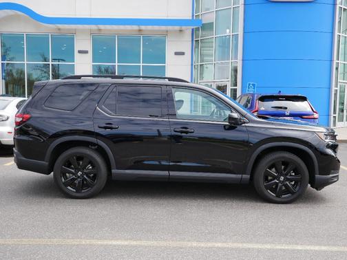 2025 Honda Pilot Black Edition