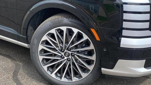 Abyss Black Pearl 2026 Hyundai Palisade Hybrid Calligraphy
