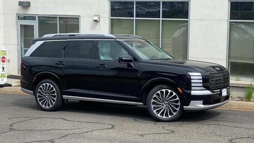 Abyss Black Pearl 2026 Hyundai Palisade Hybrid Calligraphy