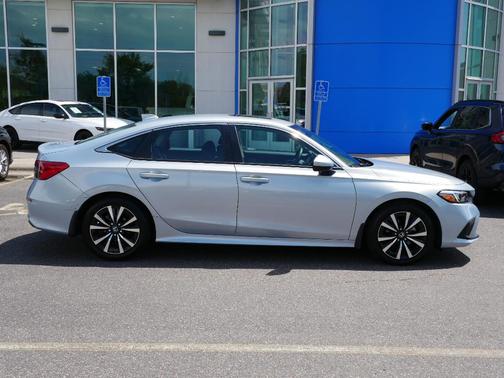 2022 Honda Civic EX