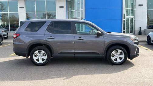 Gray 2024 Honda Pilot LX