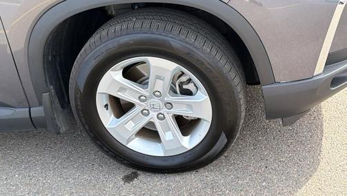 Gray 2024 Honda Pilot LX