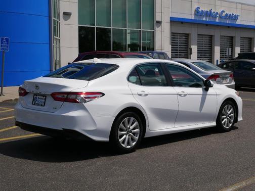 2020 Toyota Camry LE