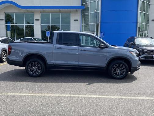 2025 Honda Ridgeline Sport