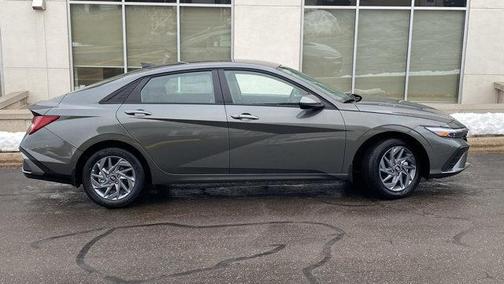 2026 Hyundai ELANTRA HEV Blue