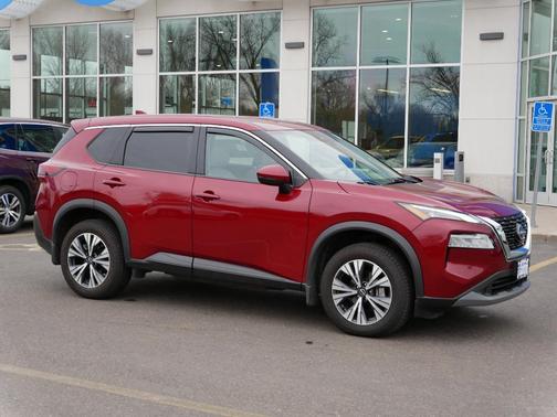 2022 Nissan Rogue SV