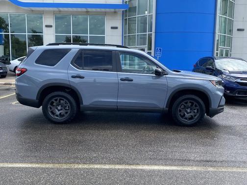 2024 Honda Pilot TrailSport