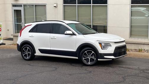 2024 Kia Niro Plug-In Hybrid EX