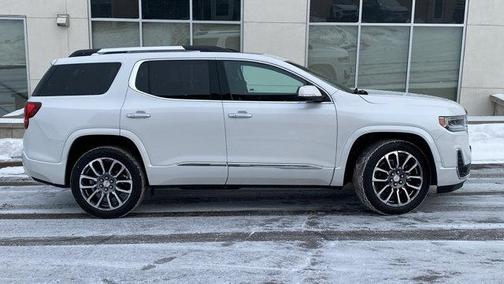 2020 GMC Acadia Denali