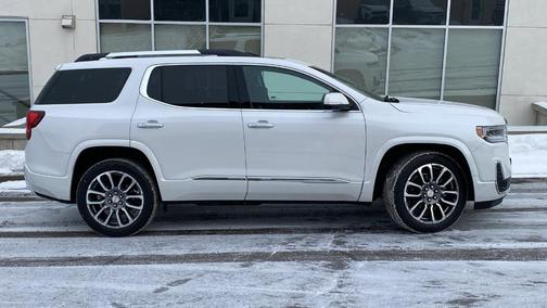 2020 GMC Acadia Denali