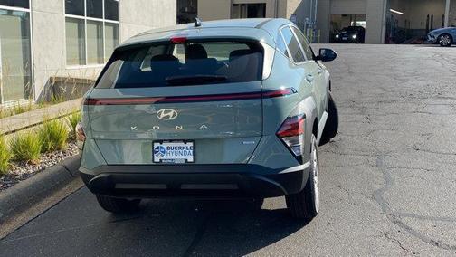 2026 Hyundai KONA SE