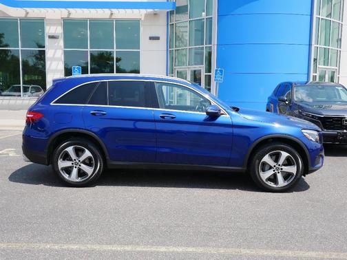 2019 Mercedes-Benz GLC 300 Base 4MATIC