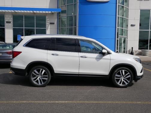 2018 Honda Pilot Touring