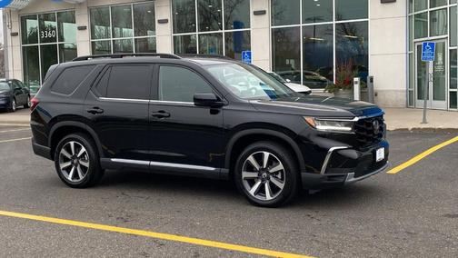 2025 Honda Pilot Touring