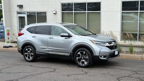Lunar Silver Metallic 2017 Honda CR-V Touring