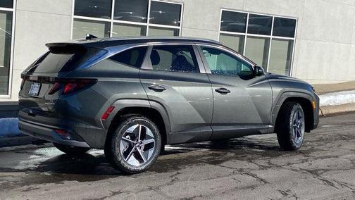 2026 Hyundai TUCSON Hybrid SEL