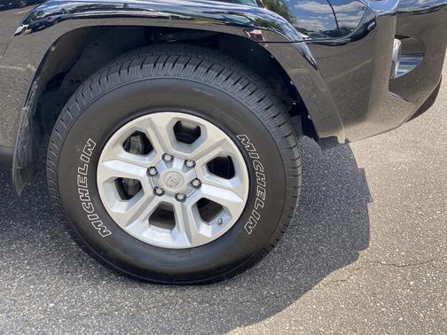 2021 Toyota 4Runner SR5