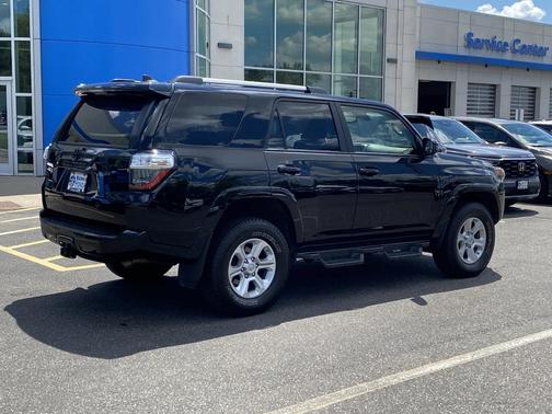 2021 Toyota 4Runner SR5