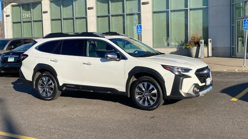 2023 Subaru Outback Touring