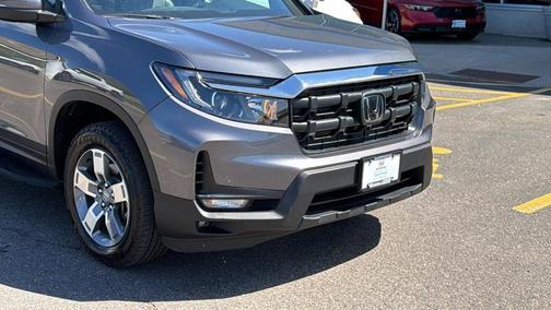 Modern Steel Metallic 2024 Honda Ridgeline RTL