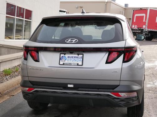 2024 Hyundai TUCSON SE