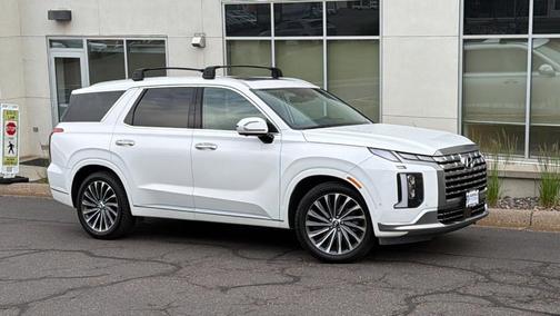 Hyper White 2023 Hyundai PALISADE Calligraphy
