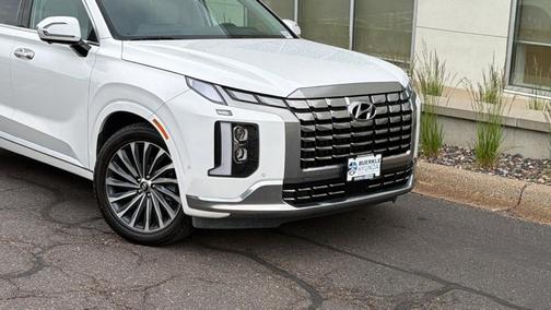 Hyper White 2023 Hyundai PALISADE Calligraphy