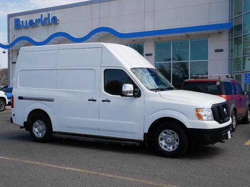 2021 Nissan NV Cargo NV3500 HD SV V8