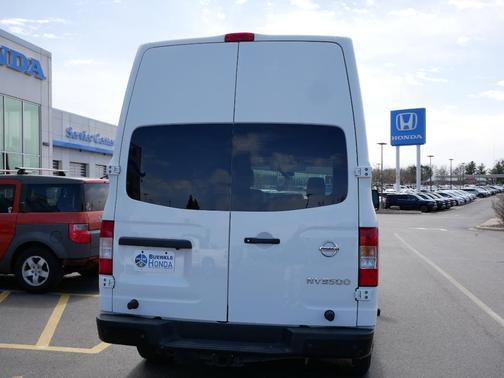 2021 Nissan NV Cargo NV3500 HD SV V8
