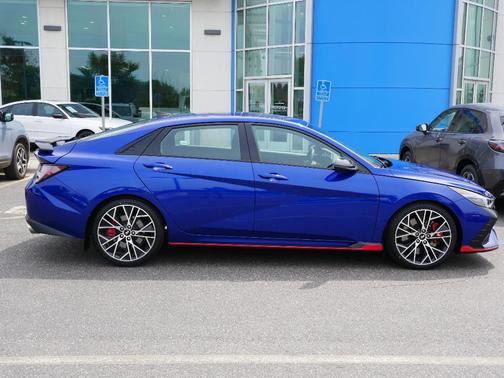 2022 Hyundai ELANTRA N Base